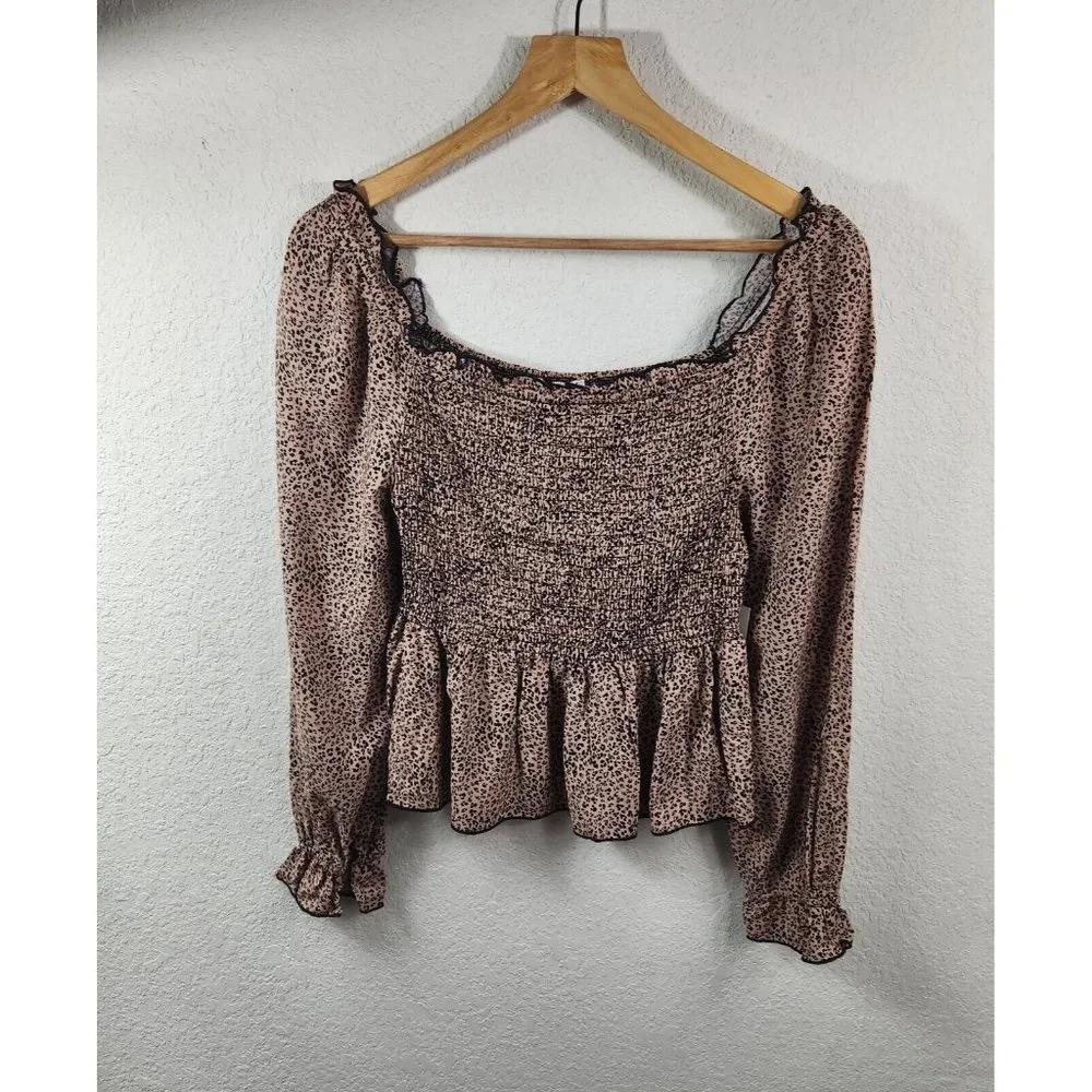 Urban Romantics Women's Leopard Print Baby Doll Top Ruffle Sleeves Size Medium